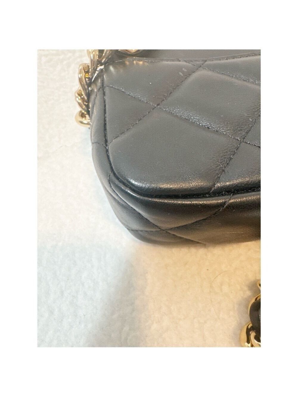 Chanel Mini Quilted Lambskin Chain Crossbody Bag Black Gold Hardware COA - Picture 5 of 16